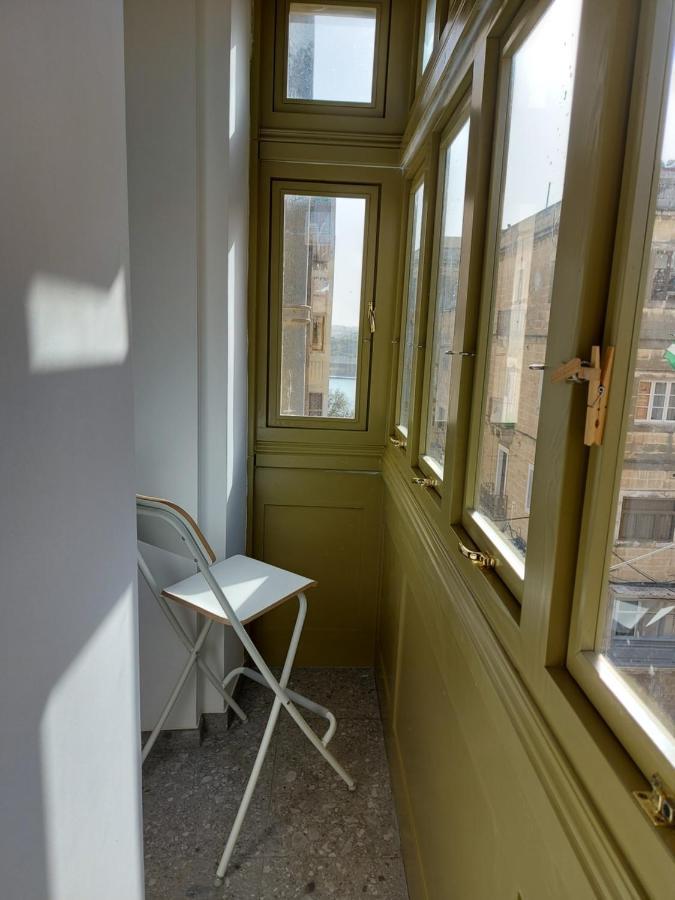 Gunlayer Apartments - Flat 3 Il-Furjana Extérieur photo
