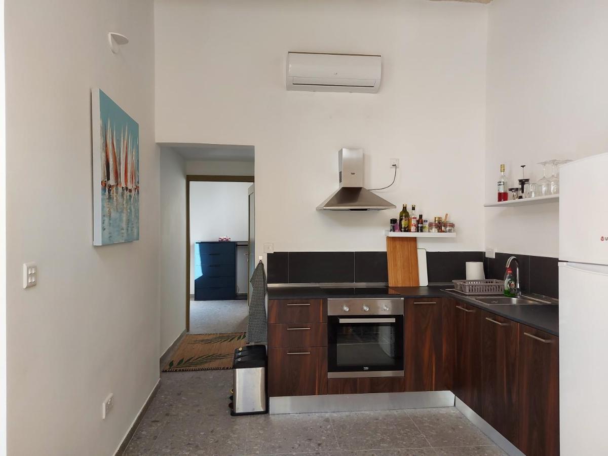 Gunlayer Apartments - Flat 3 Il-Furjana Extérieur photo