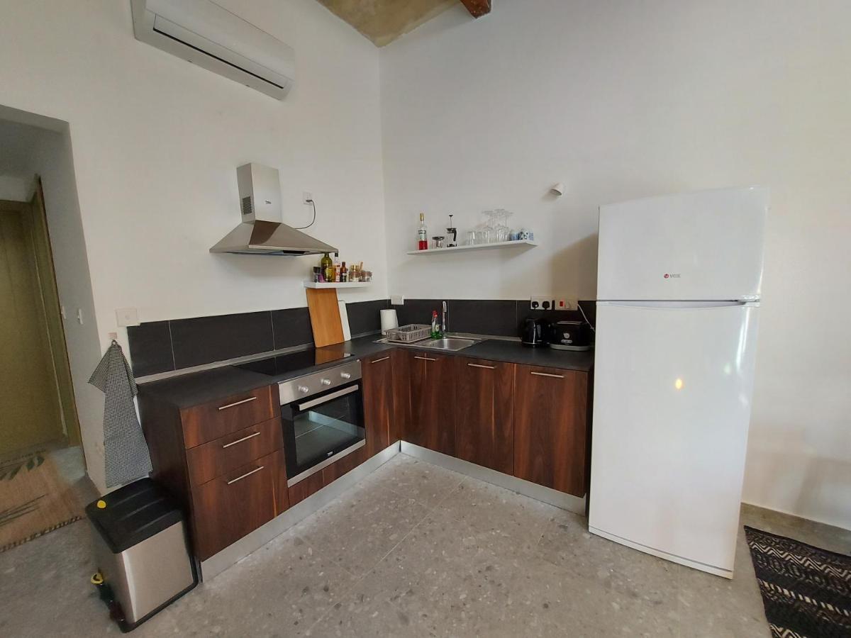 Gunlayer Apartments - Flat 3 Il-Furjana Extérieur photo
